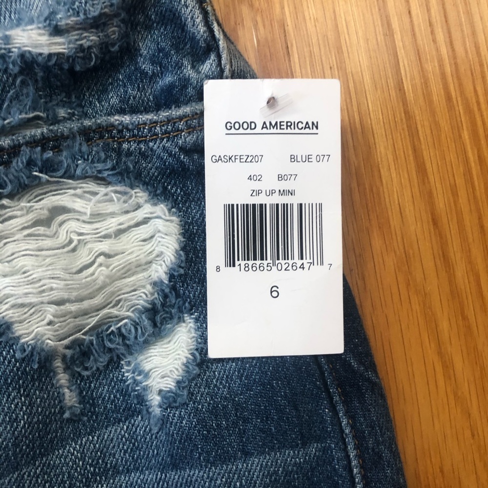 NWT $155~GOOD AMERICAN~Black Zip Up Distressed Denim Jeans Mini Skirt~6/28/Small - Picture 6 of 10